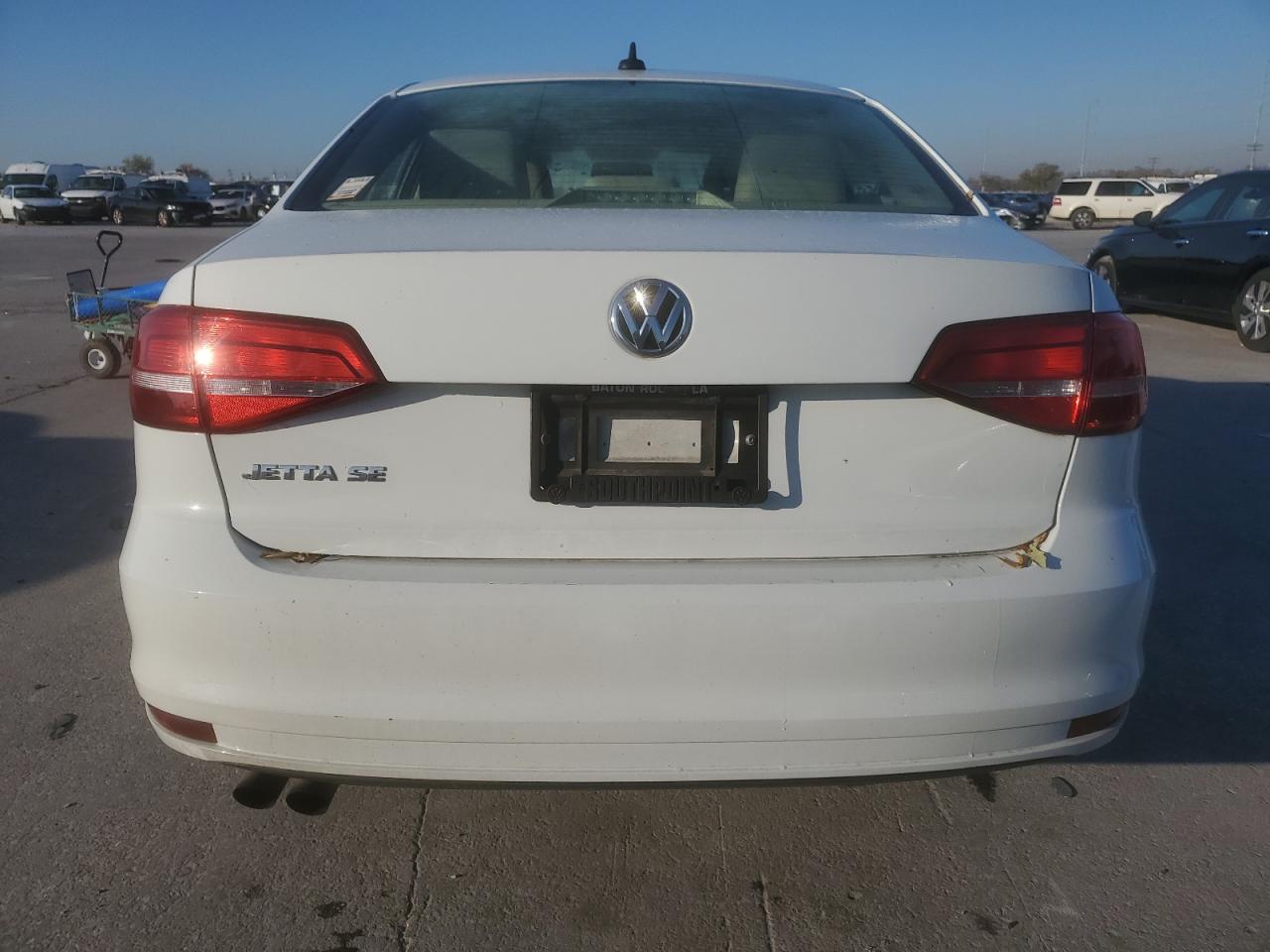 2015 Volkswagen Jetta - Image 6