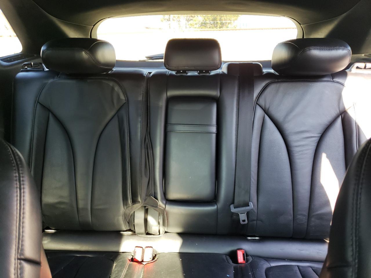 2015 Lincoln MKZ - Image 10