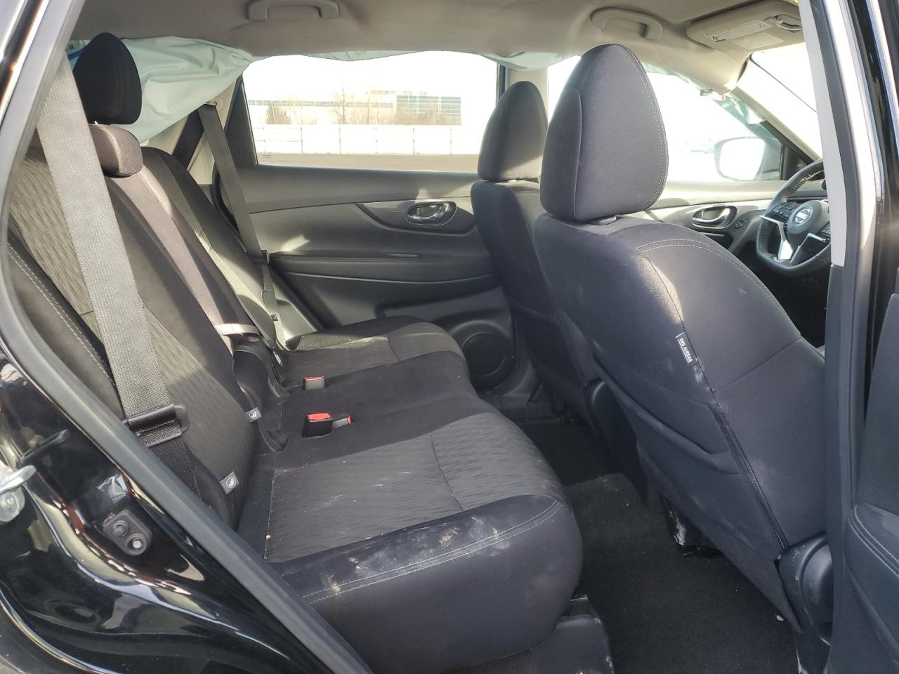 2020 Nissan Rogue - Image 11