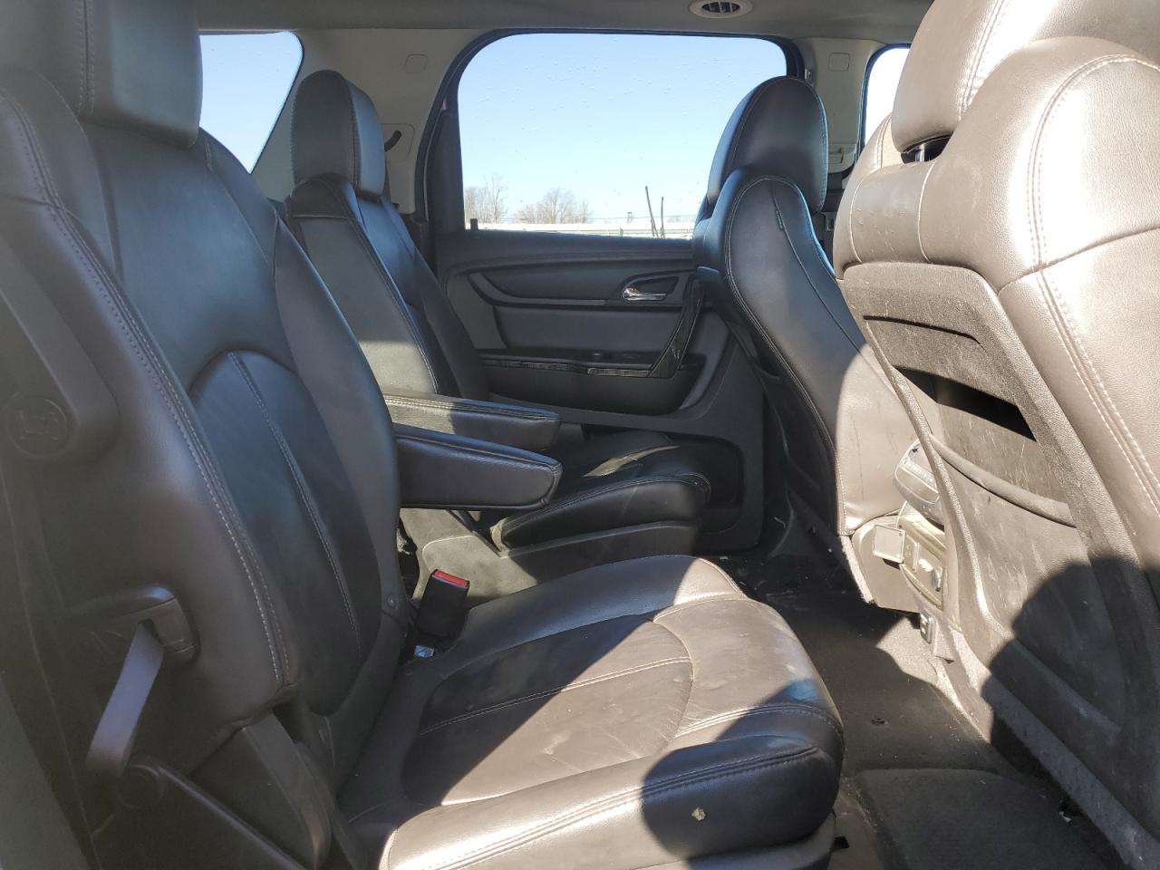 2016 GMC Acadia - Image 11