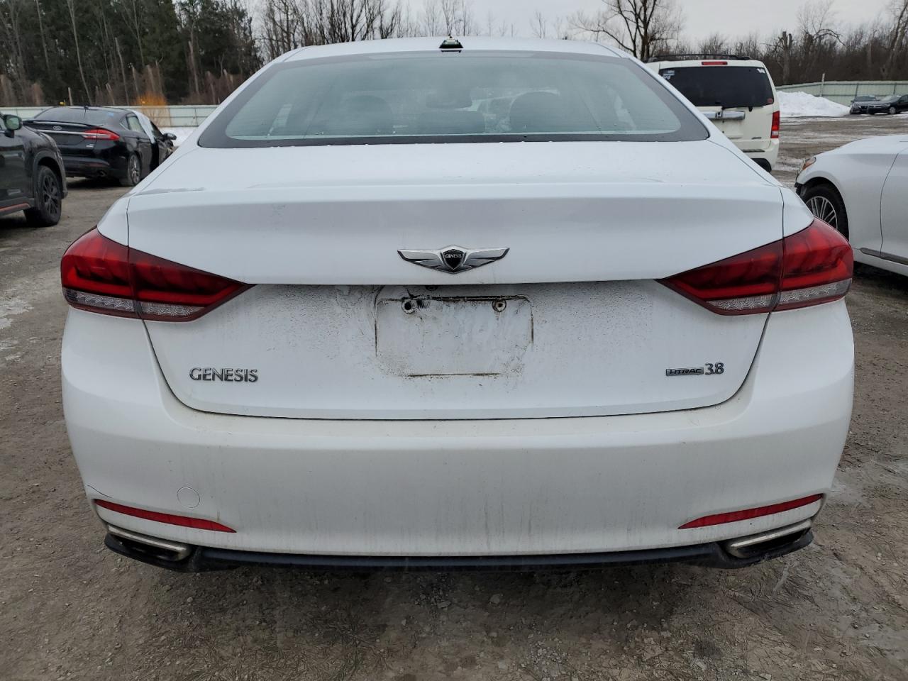 2015 Hyundai Genesis - Image 6