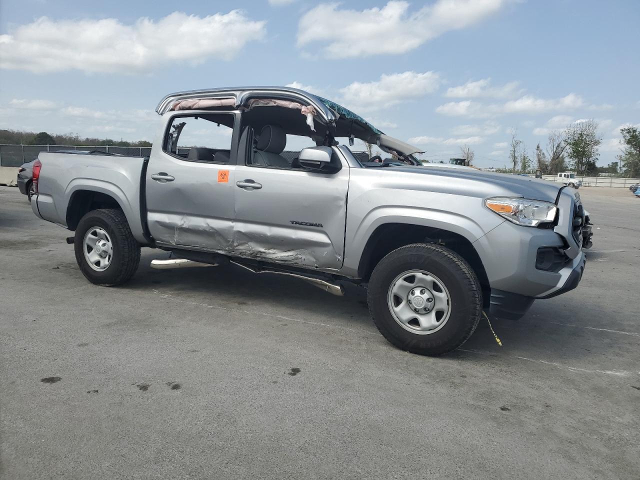 2019 Toyota Tacoma - Image 4