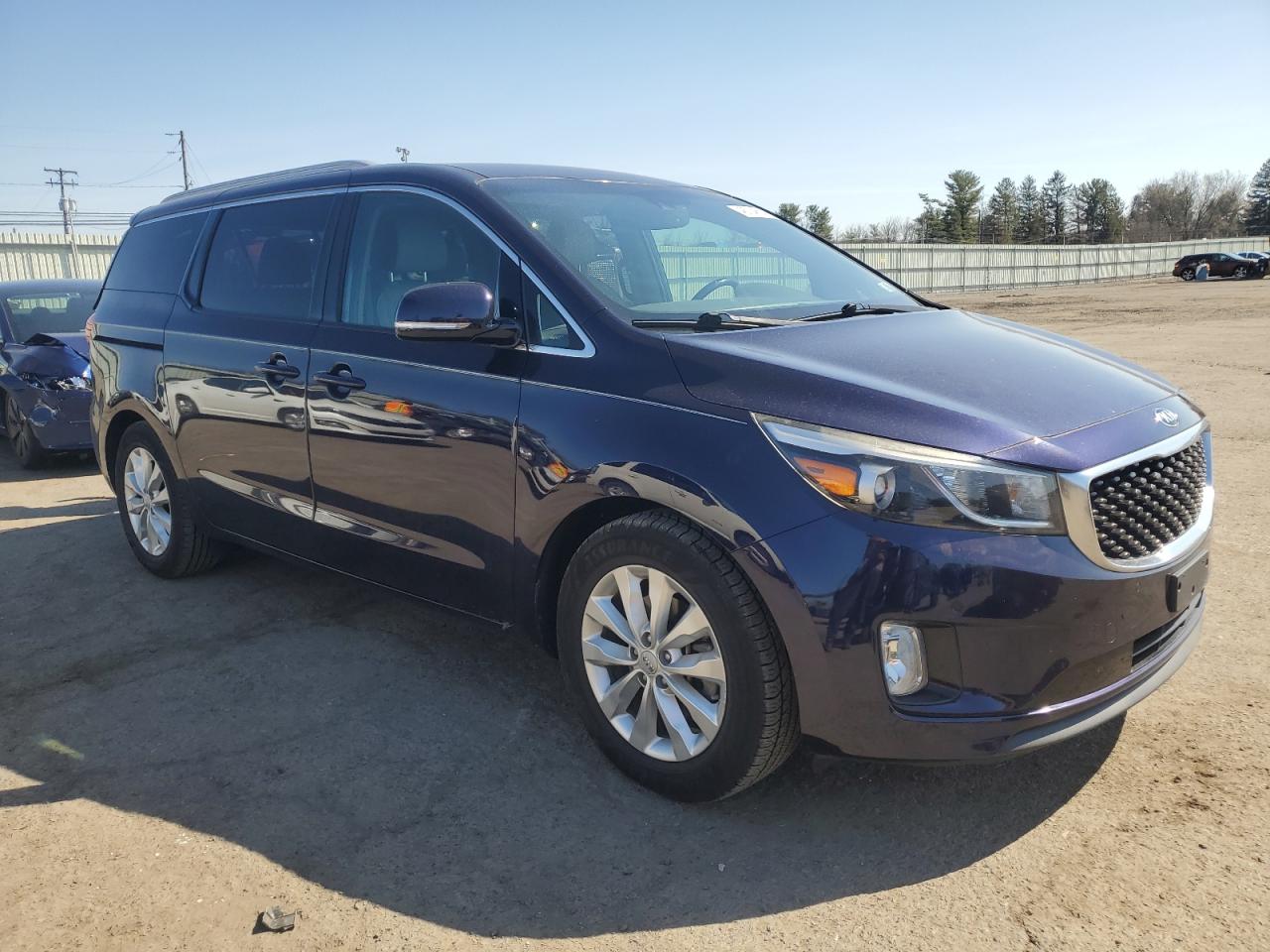 2018 Kia Sedona - Image 4