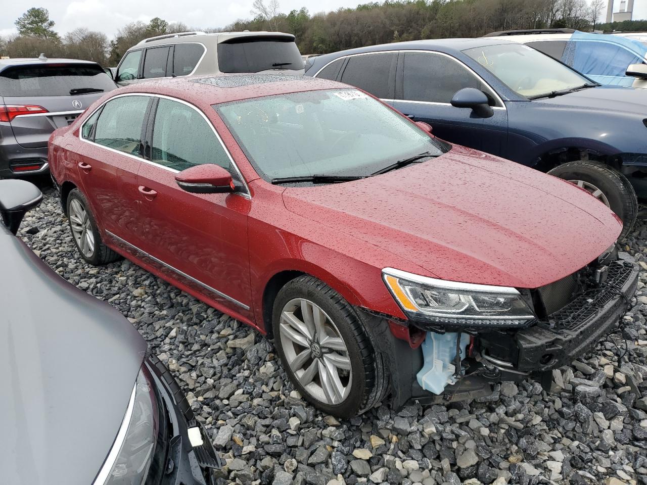 2017 Volkswagen Passat - Image 4