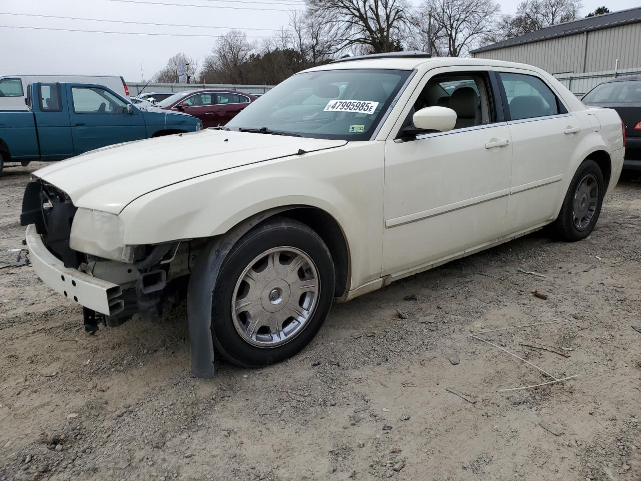 2005 Chrysler 300 Touring на продаже в Chatham, VA - All Over