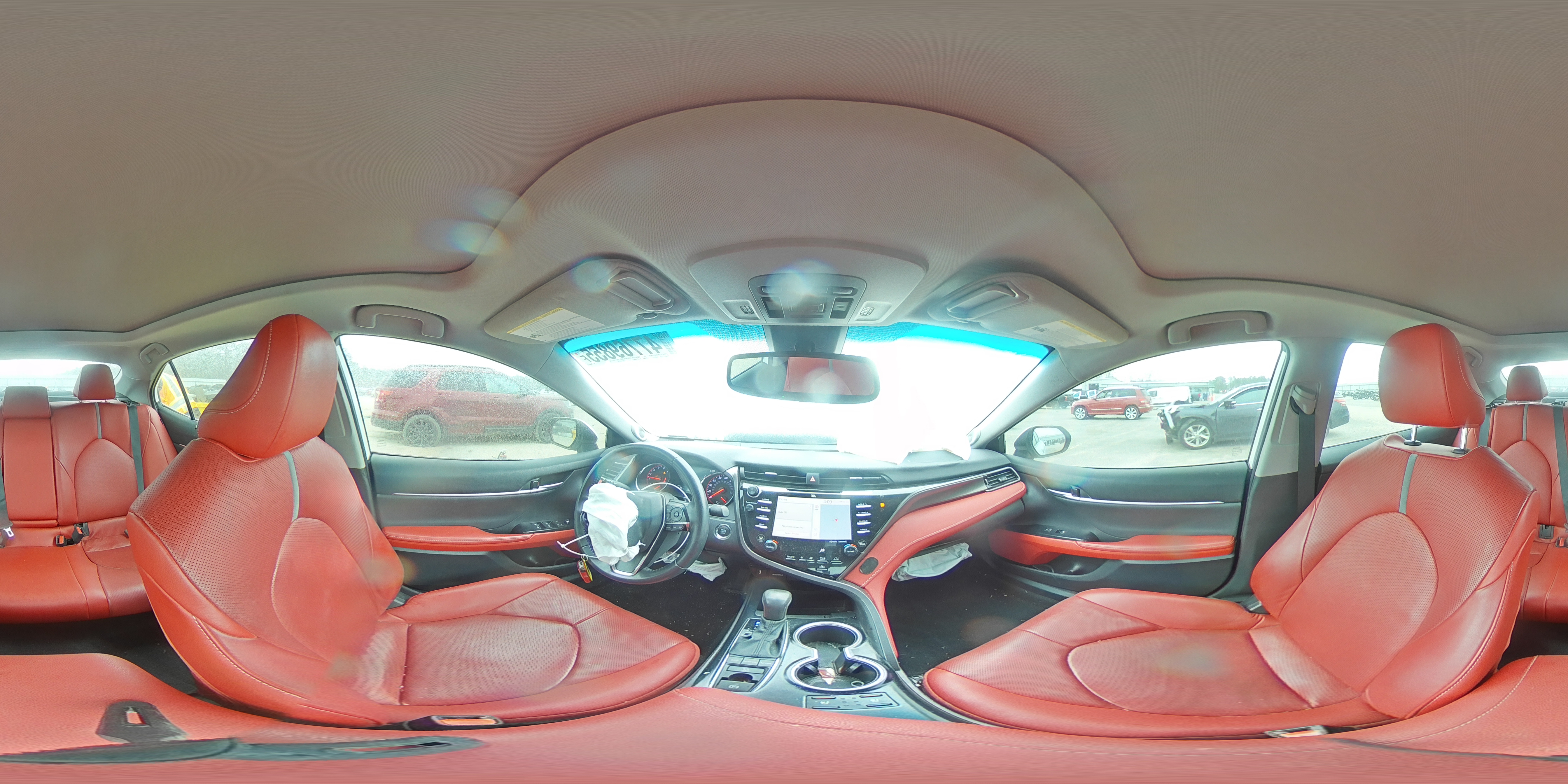 2020 Toyota Camry - Image 12