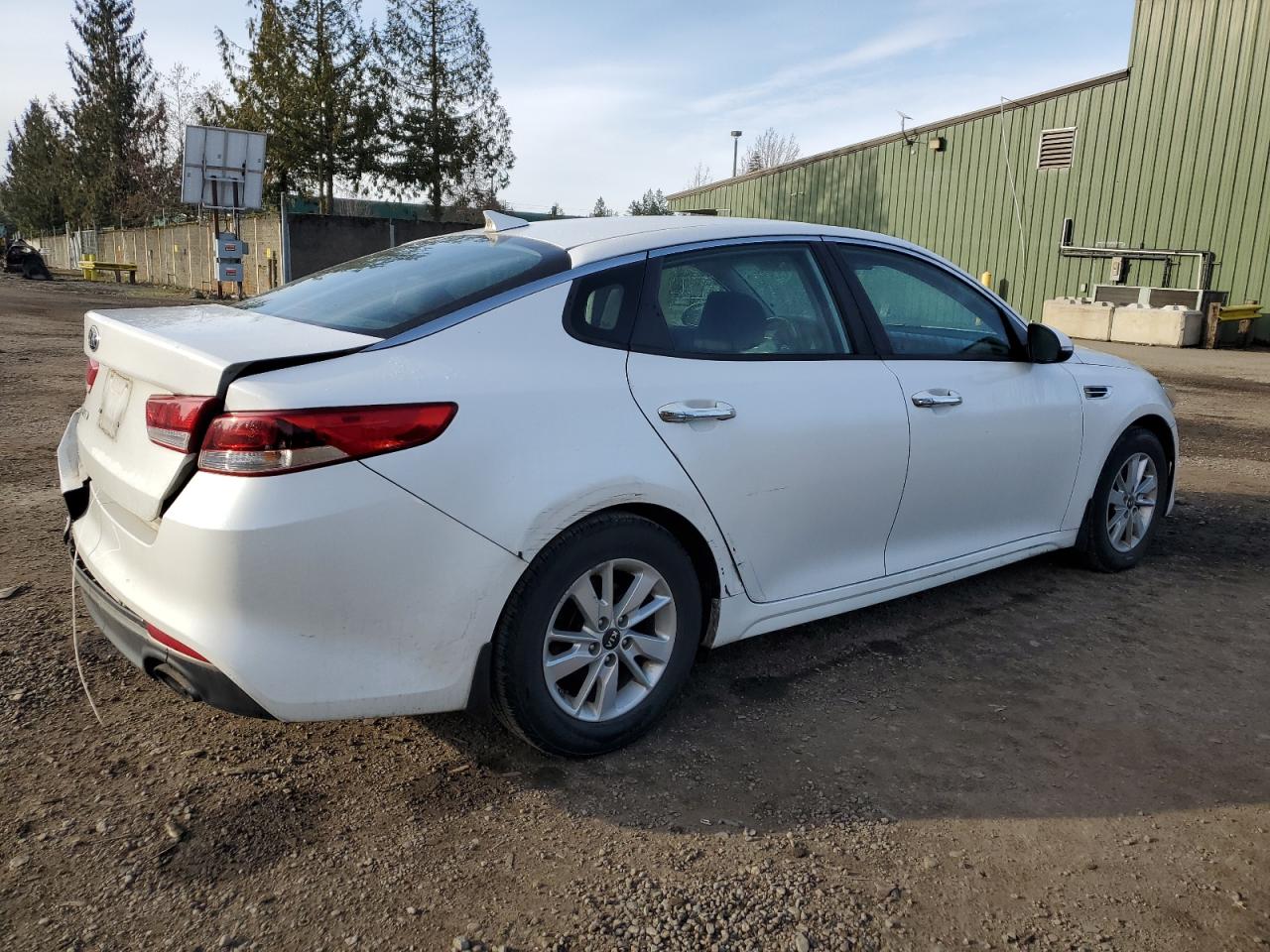 2017 Kia Optima - Image 3