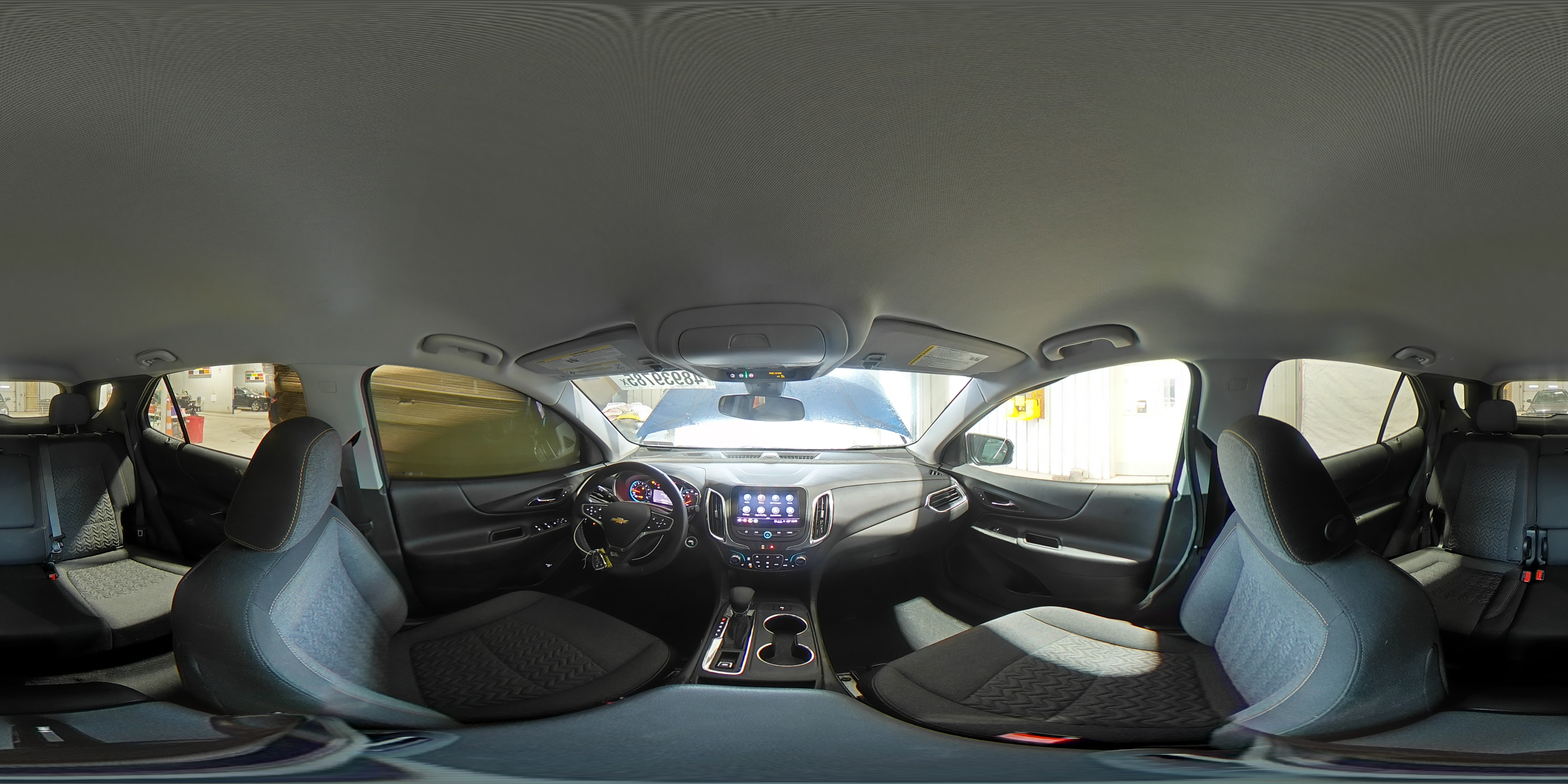 2023 Chevrolet Equinox - Image 15