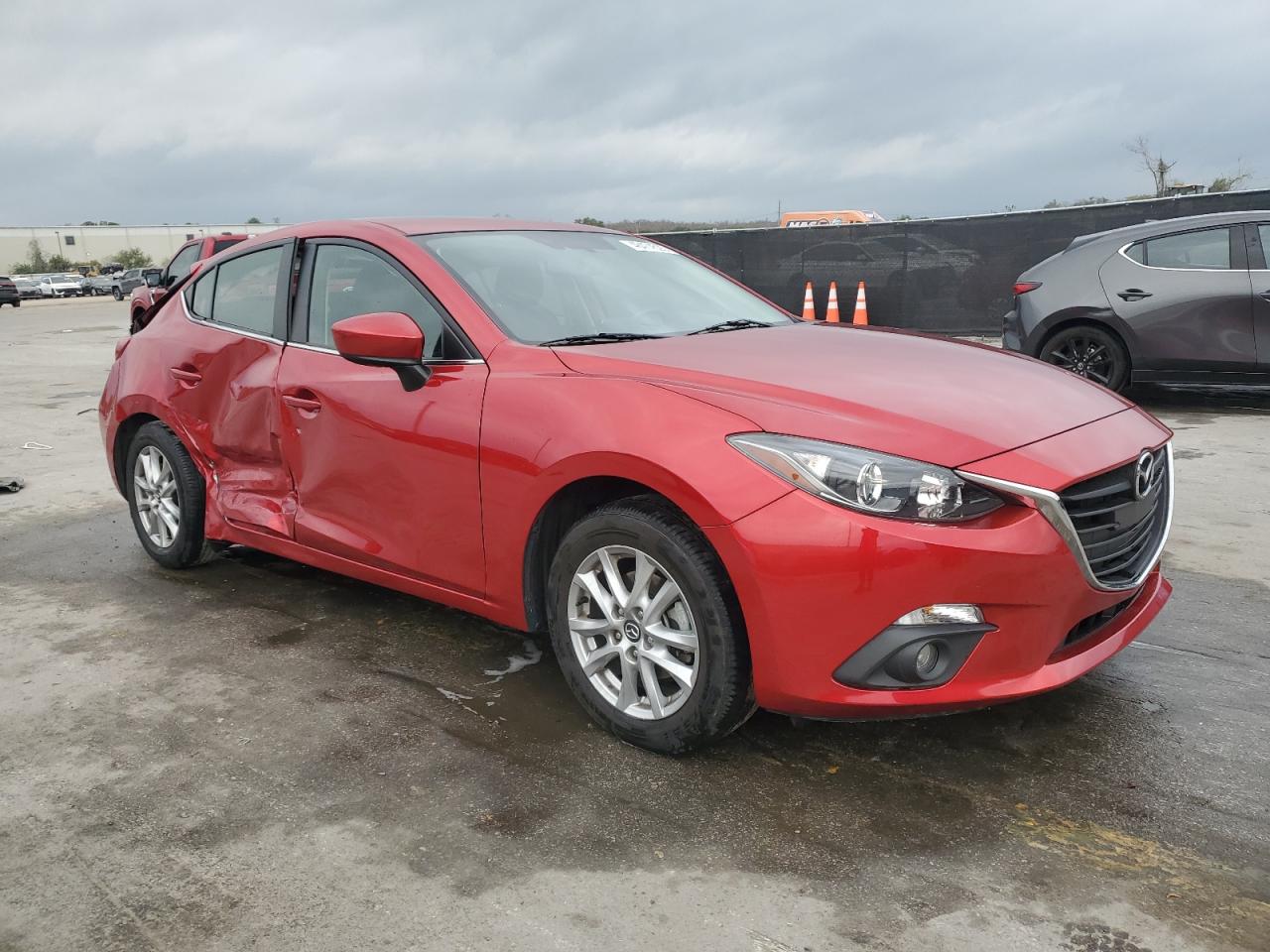 2016 Mazda 3 - Image 4