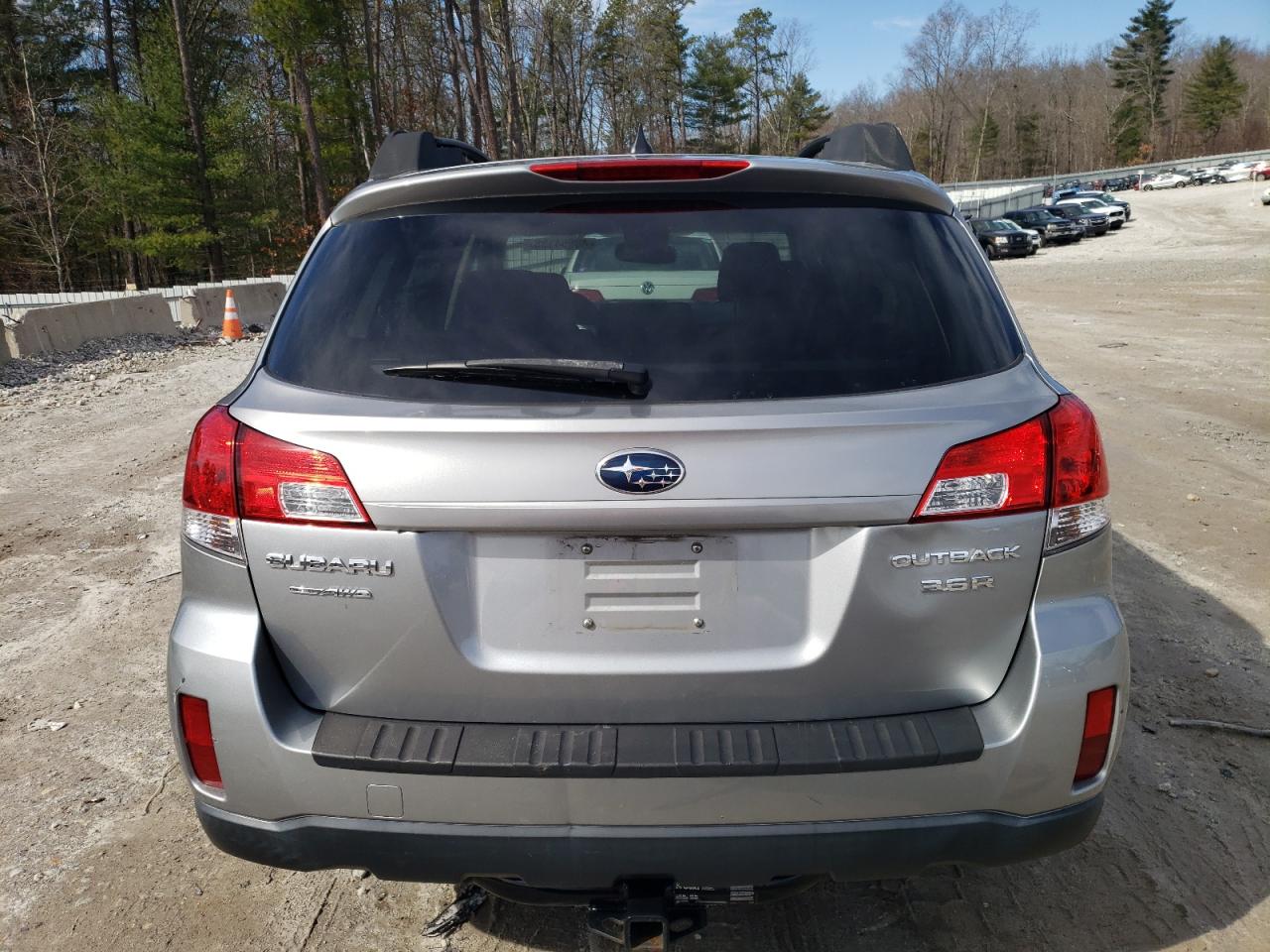 2011 Subaru Outback 3.6R Limited VIN: 4S4BRDJC0B2367742 Lot: 49554185