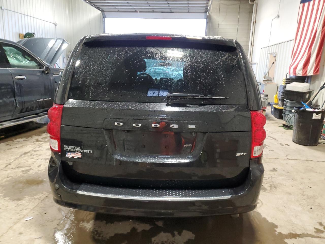 2014 Dodge Caravan - Image 6