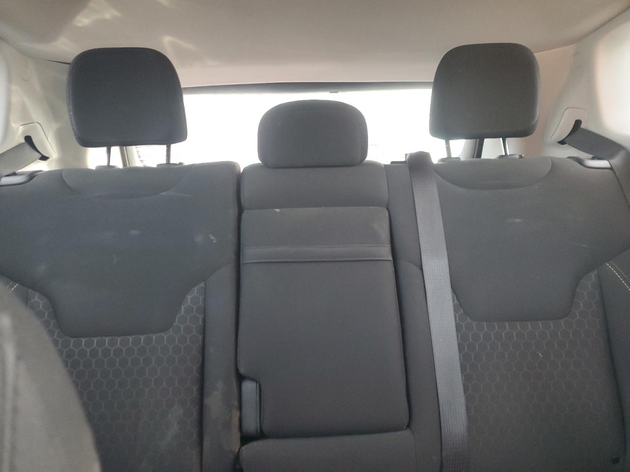 2020 Jeep Compass - Image 10