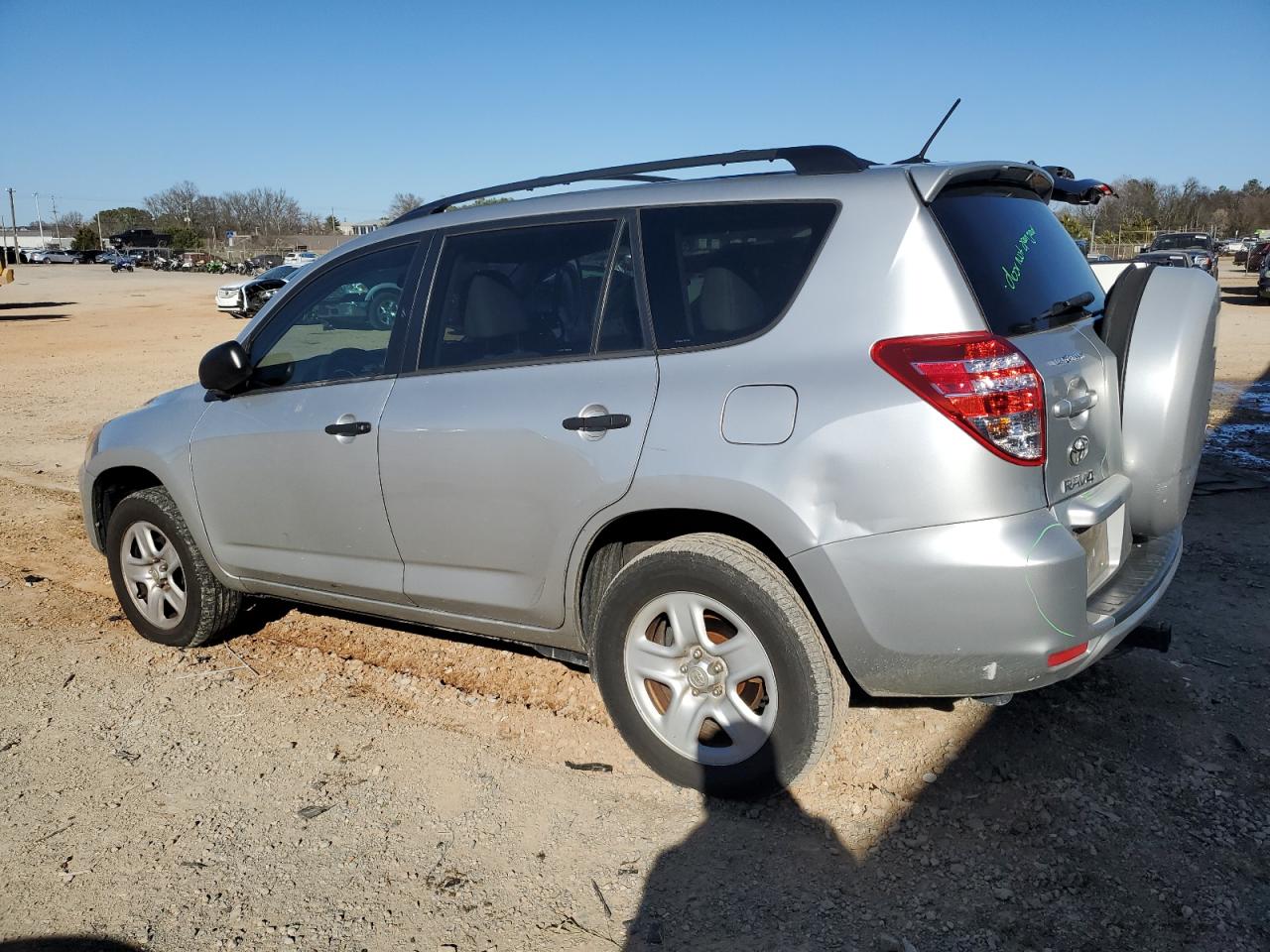 2012 Toyota RAV 4 - Image 2