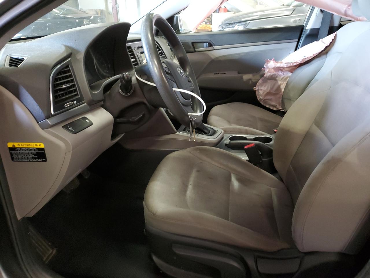 2018 Hyundai Elantra - Image 7