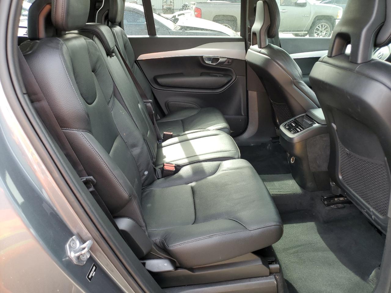 2018 Volvo XC90 - Image 12