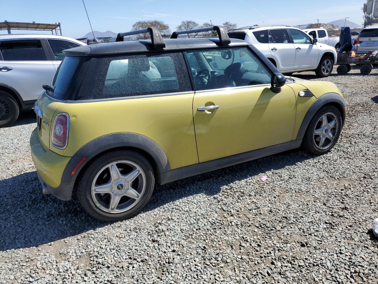 2010 MINI Cooper - Image 3