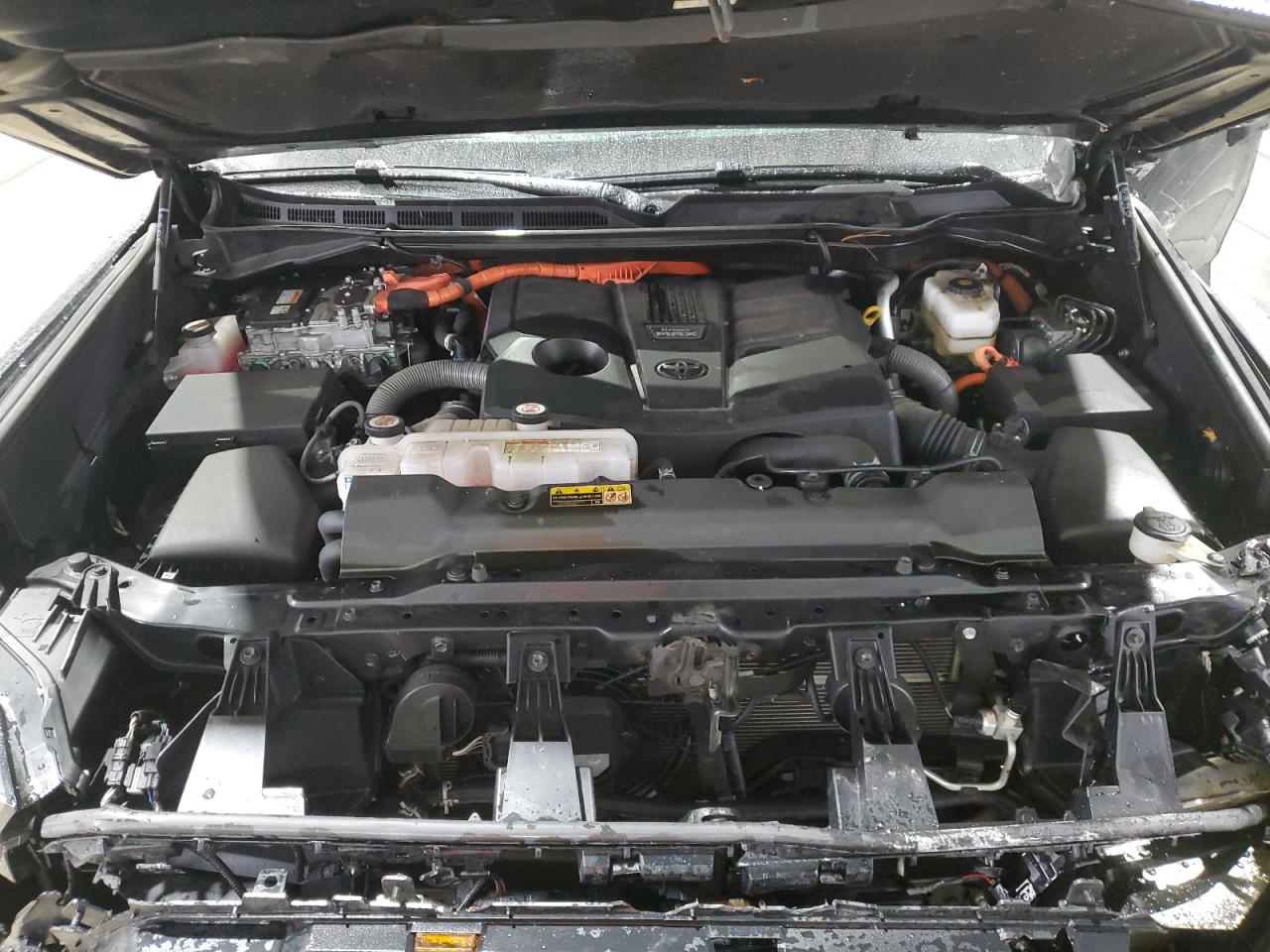 2022 Toyota Tundra - Image 11
