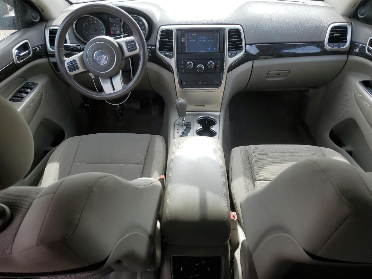 2011 Jeep Grand Cherokee - Image 8