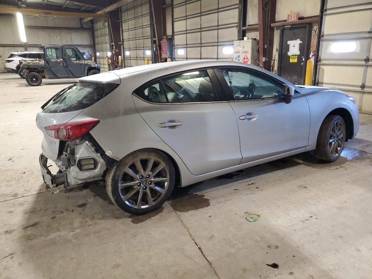 2018 Mazda 3 - Image 3