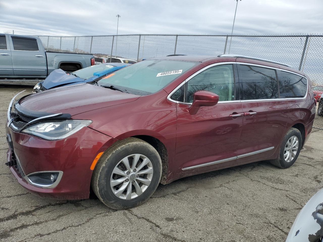2018 Chrysler Pacifica - Image 1