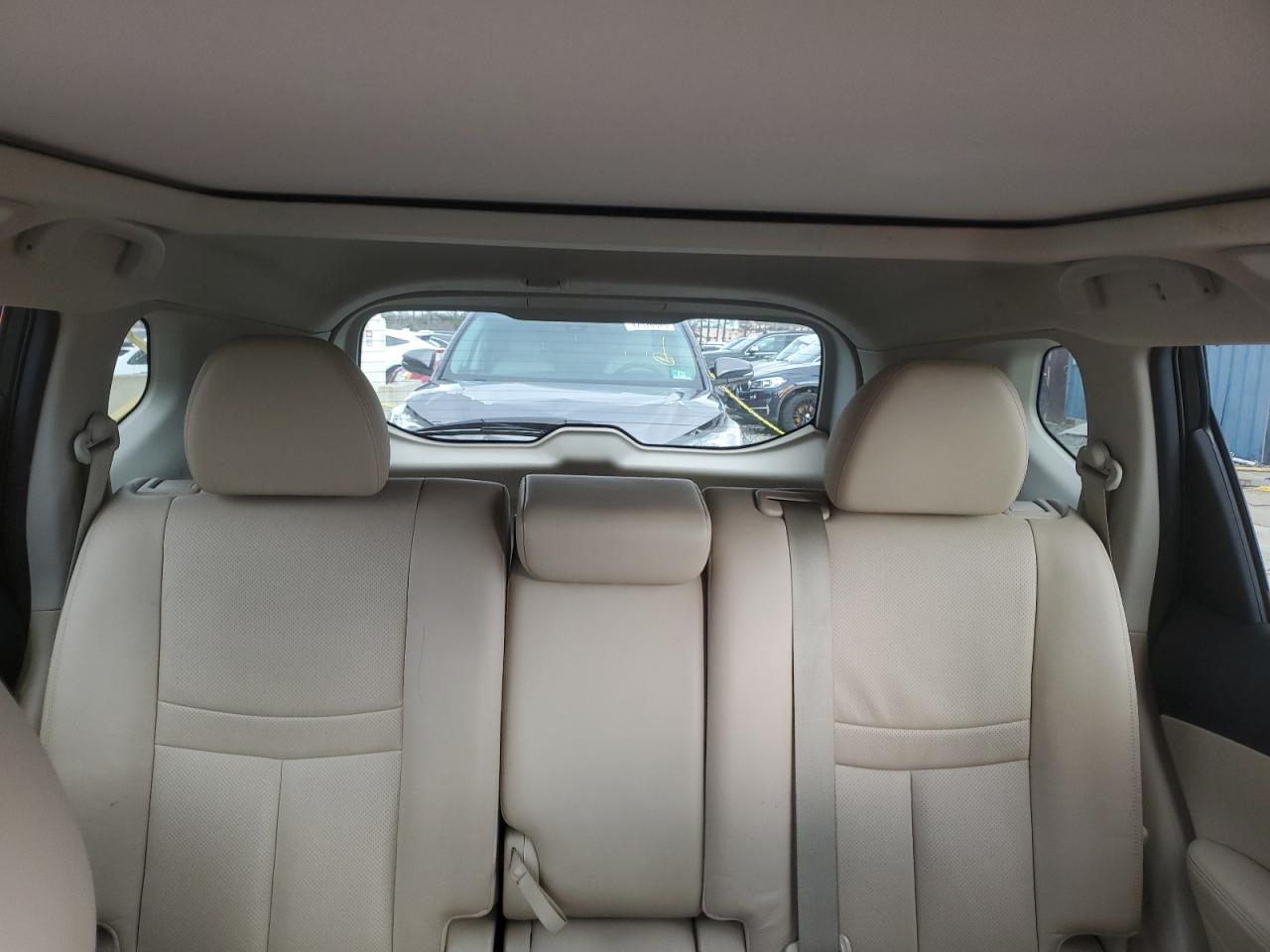 2014 Nissan Rogue - Image 10