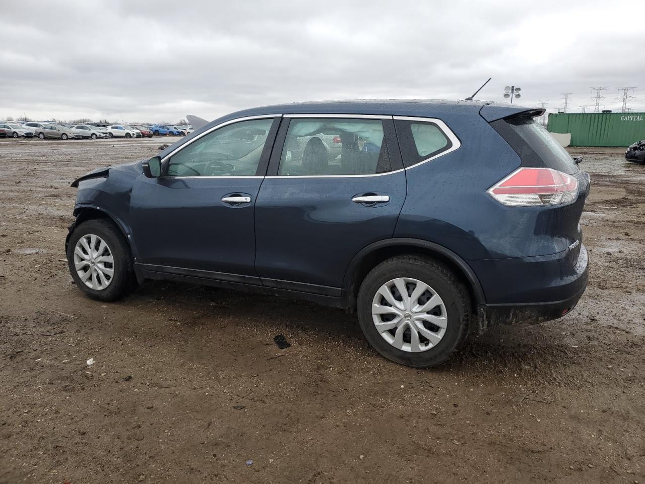 2015 Nissan Rogue - Image 2