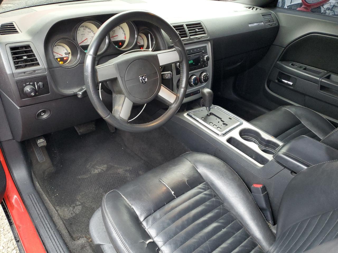 2010 Dodge Challenger - Image 8