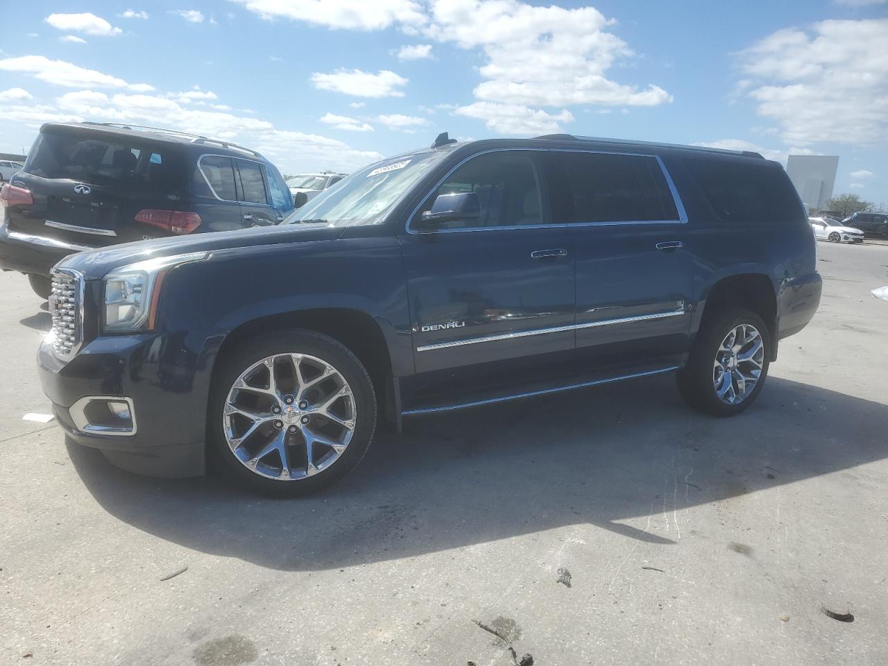 2018 Gmc Yukon Xl Denali продається в New Orleans, LA - Front End