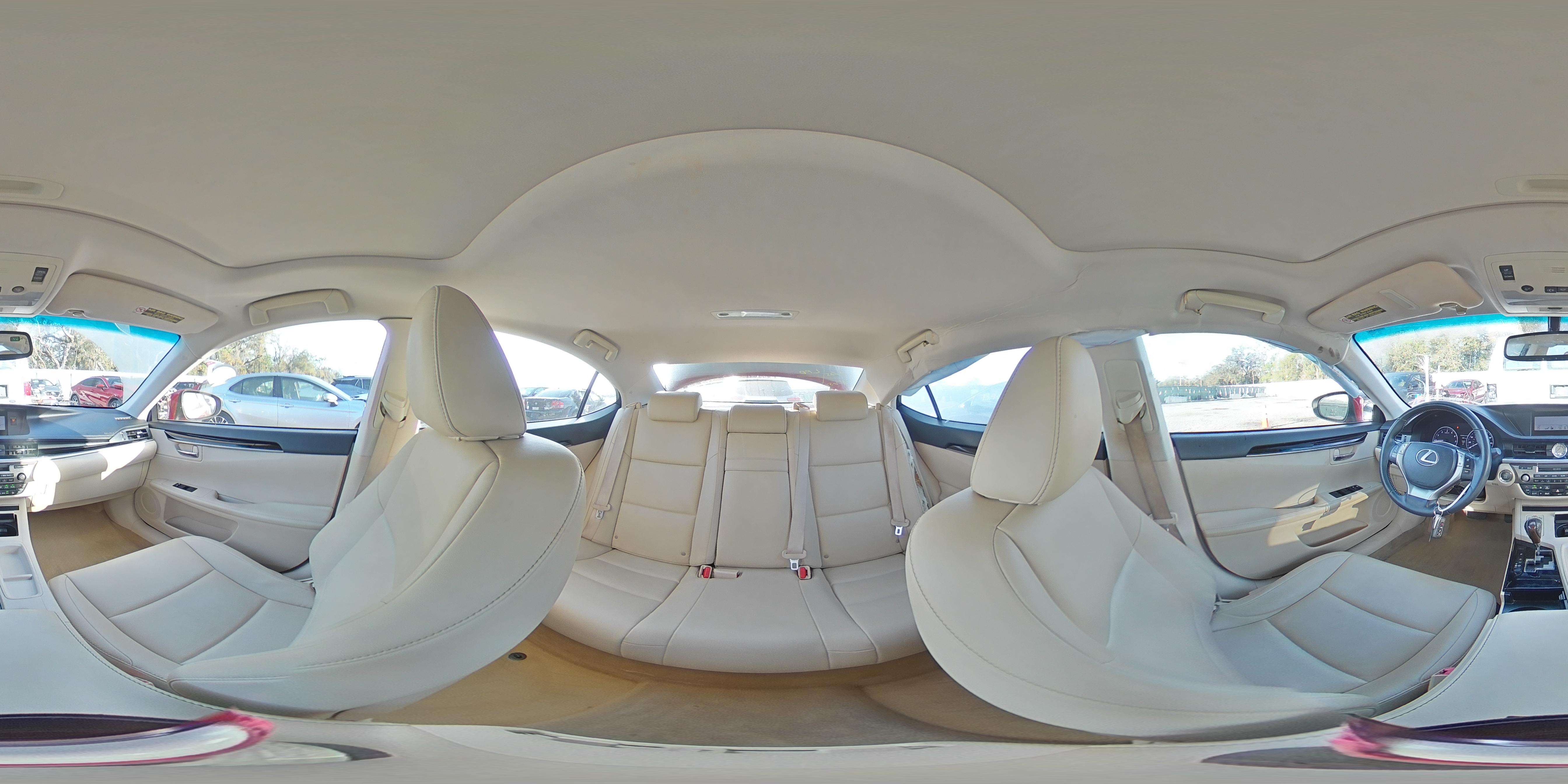 2013 Lexus ES - Image 12