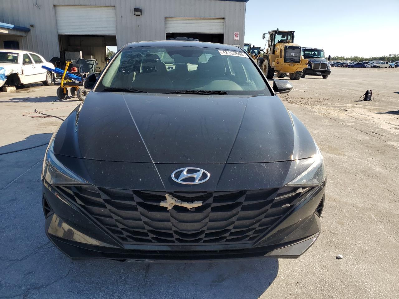 2023 Hyundai Elantra - Image 5