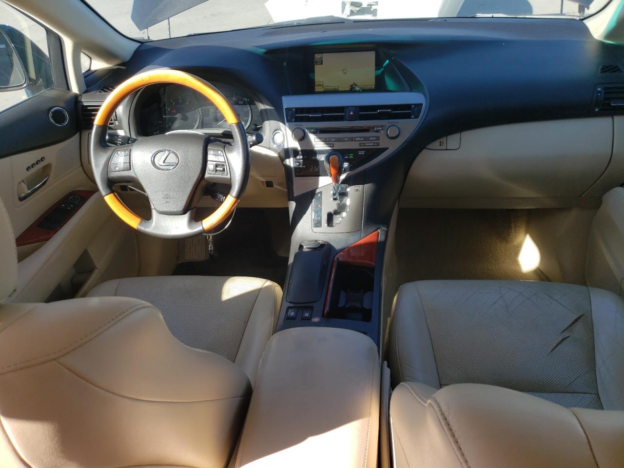 2010 Lexus RX - Image 8
