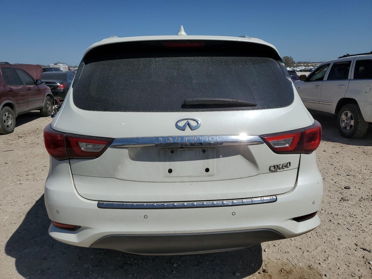 2017 Infiniti QX60 - Image 6