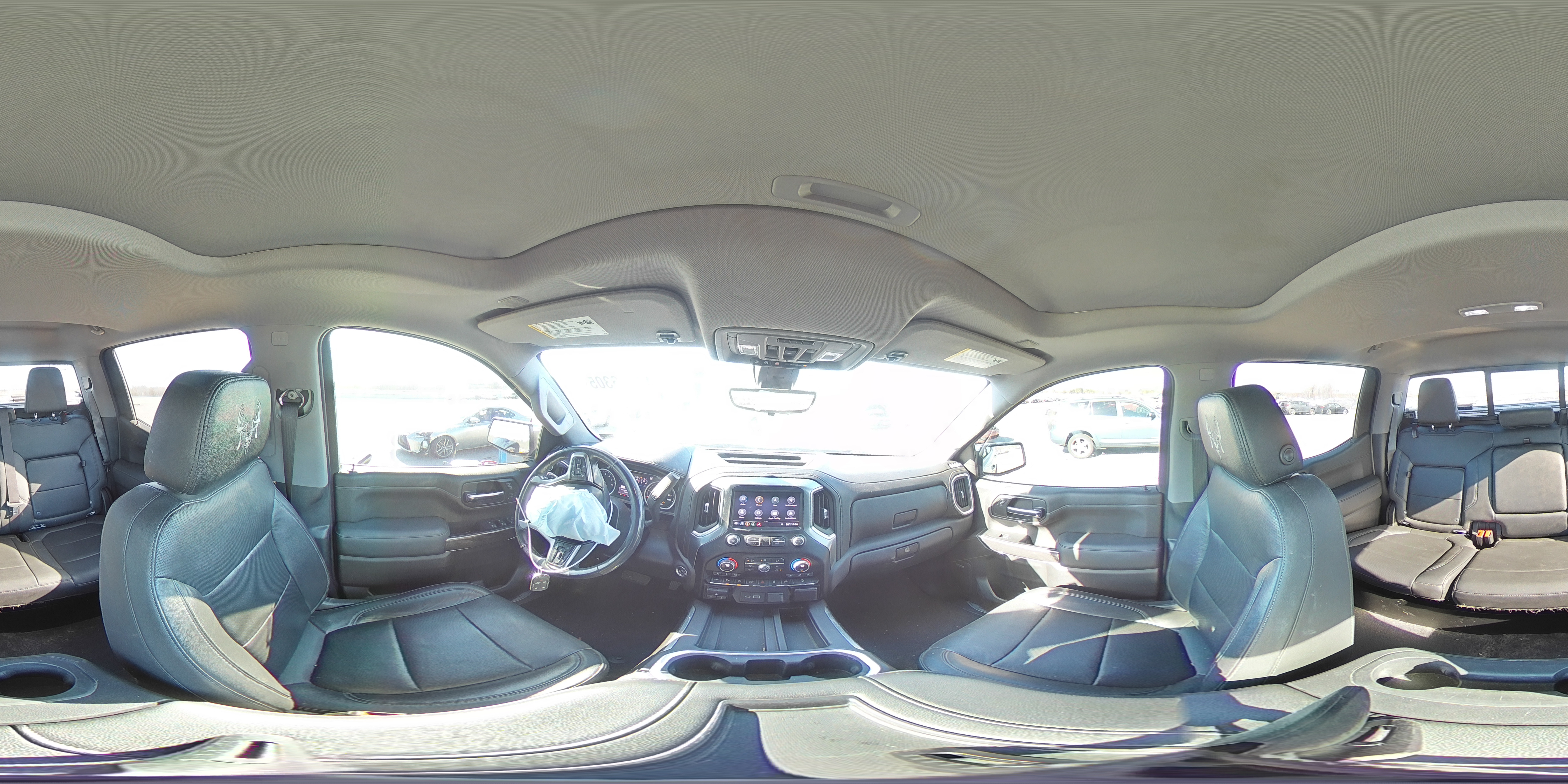 2019 Chevrolet Silverado - Image 13