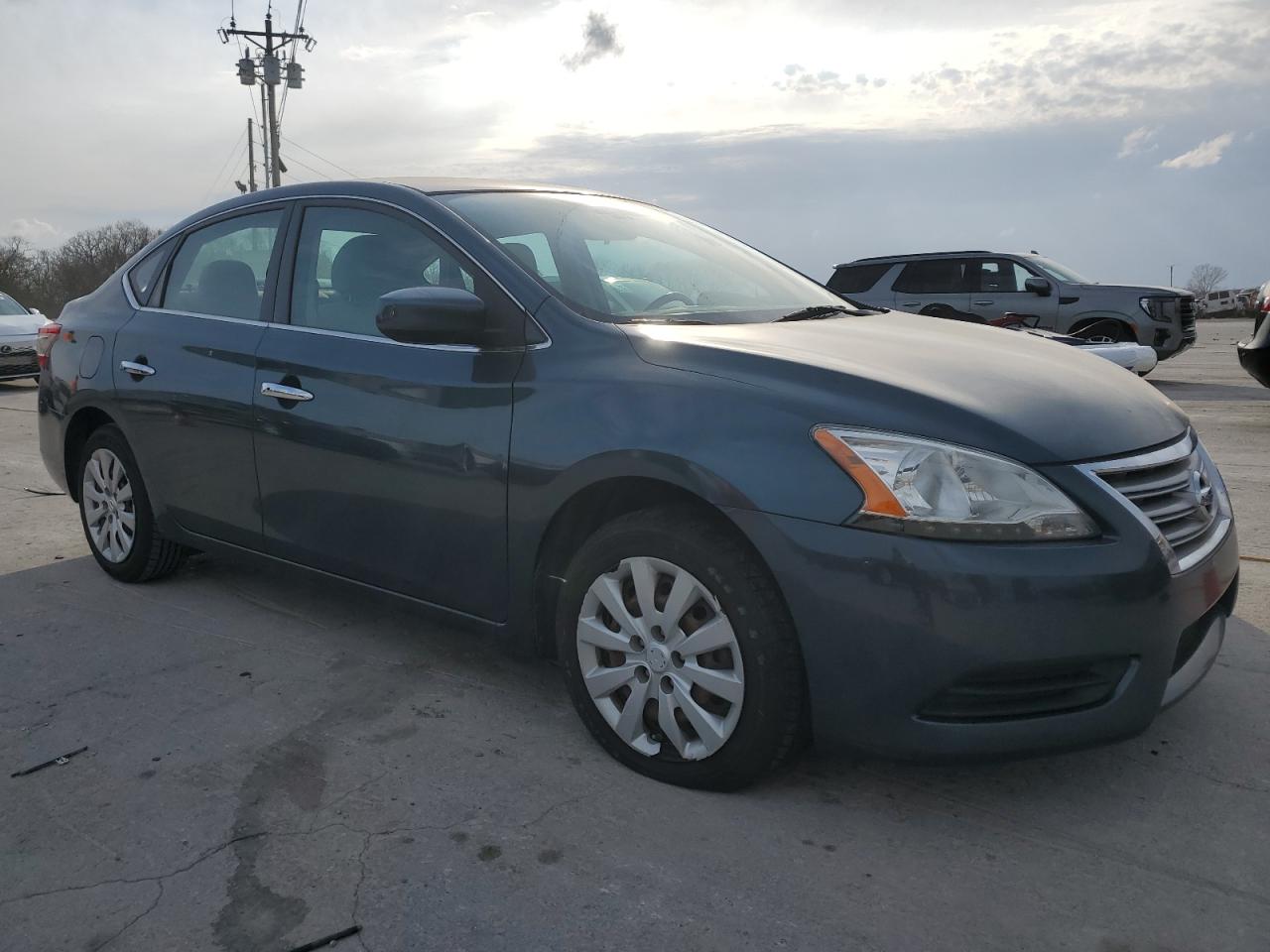 2015 Nissan Sentra - Image 4