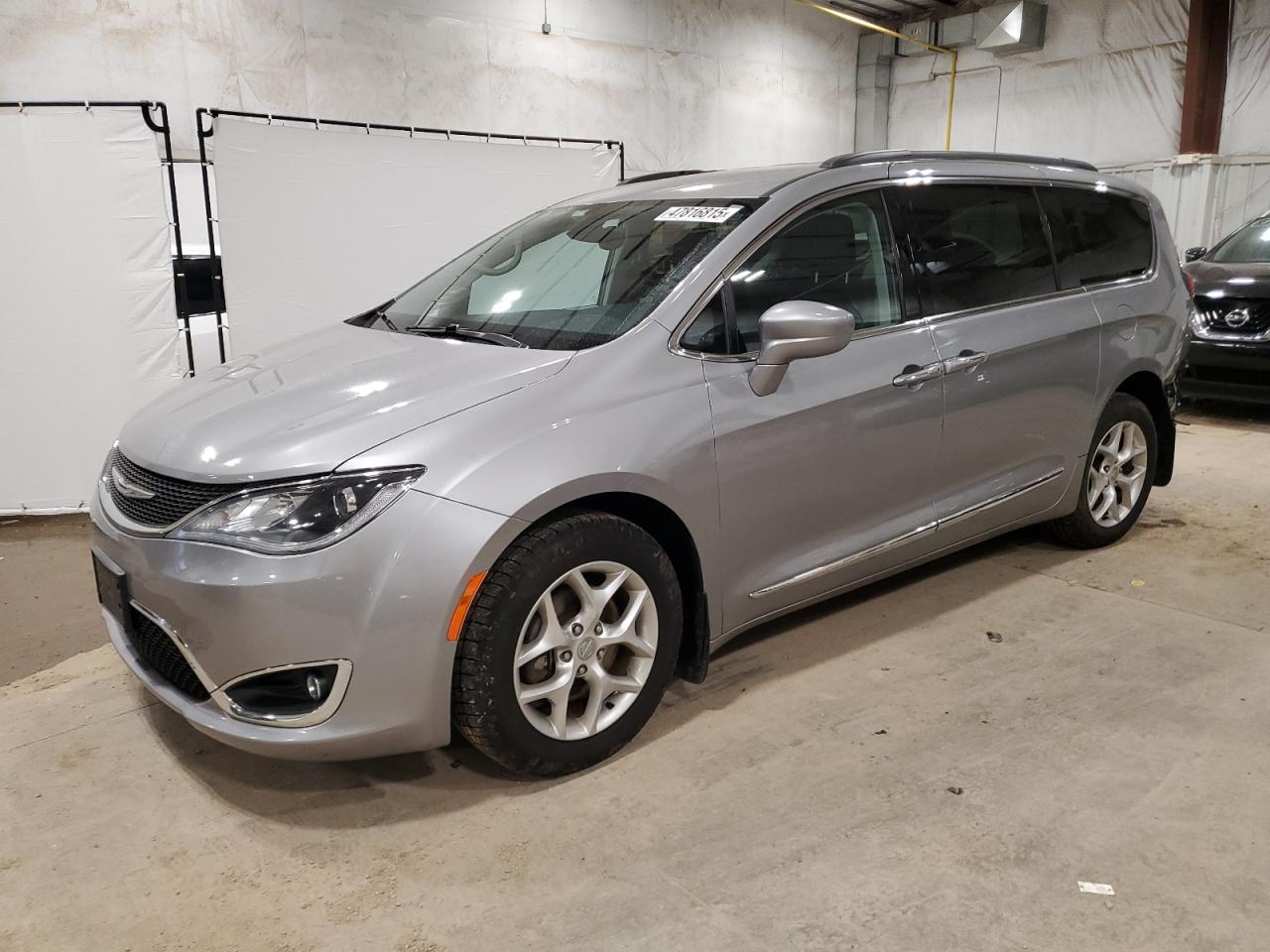 2017 Chrysler Pacifica - Image 1