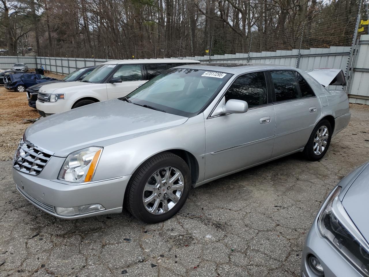 2009 Cadillac DTS - Image 1
