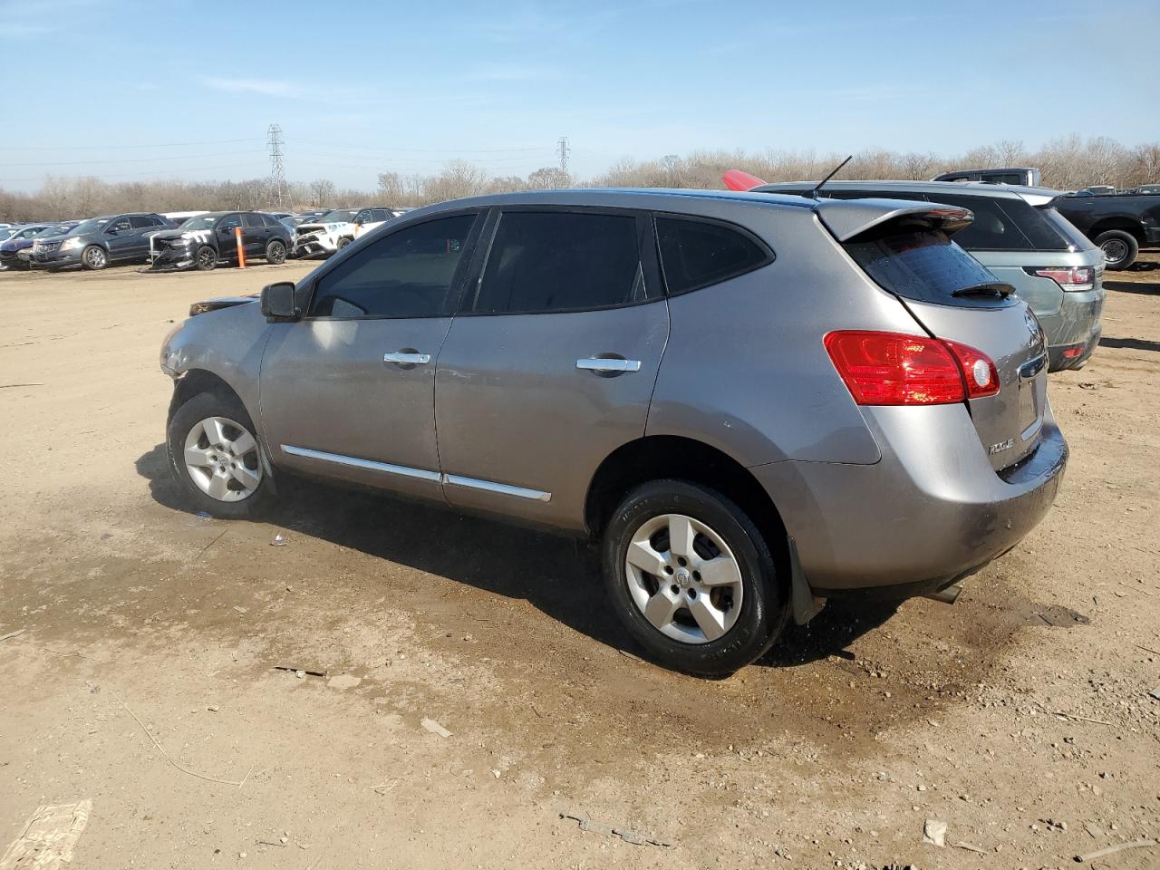 2012 Nissan Rogue - Image 2