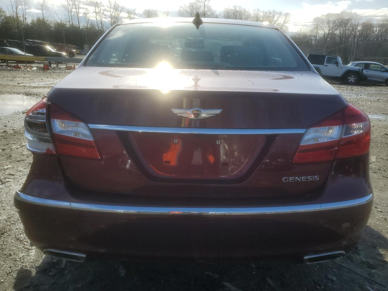 2012 Hyundai Genesis - Image 6