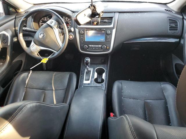Sedans NISSAN ALTIMA 2016 Czerwony