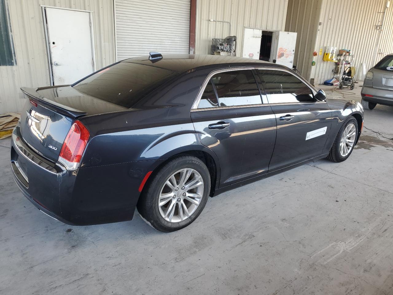2019 Chrysler 300 - Image 3