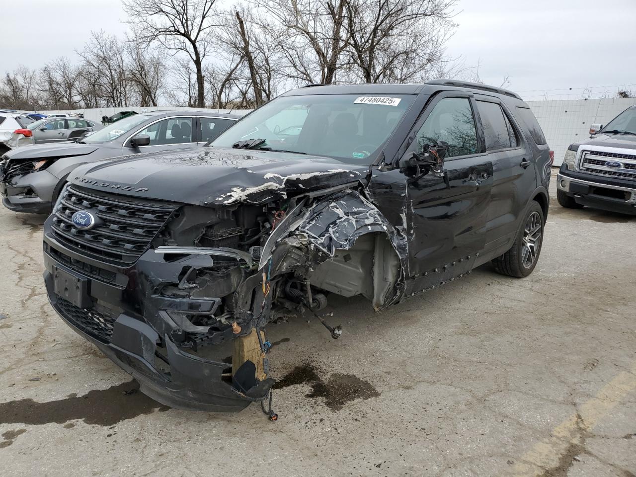 2016 Ford Explorer - Image 1