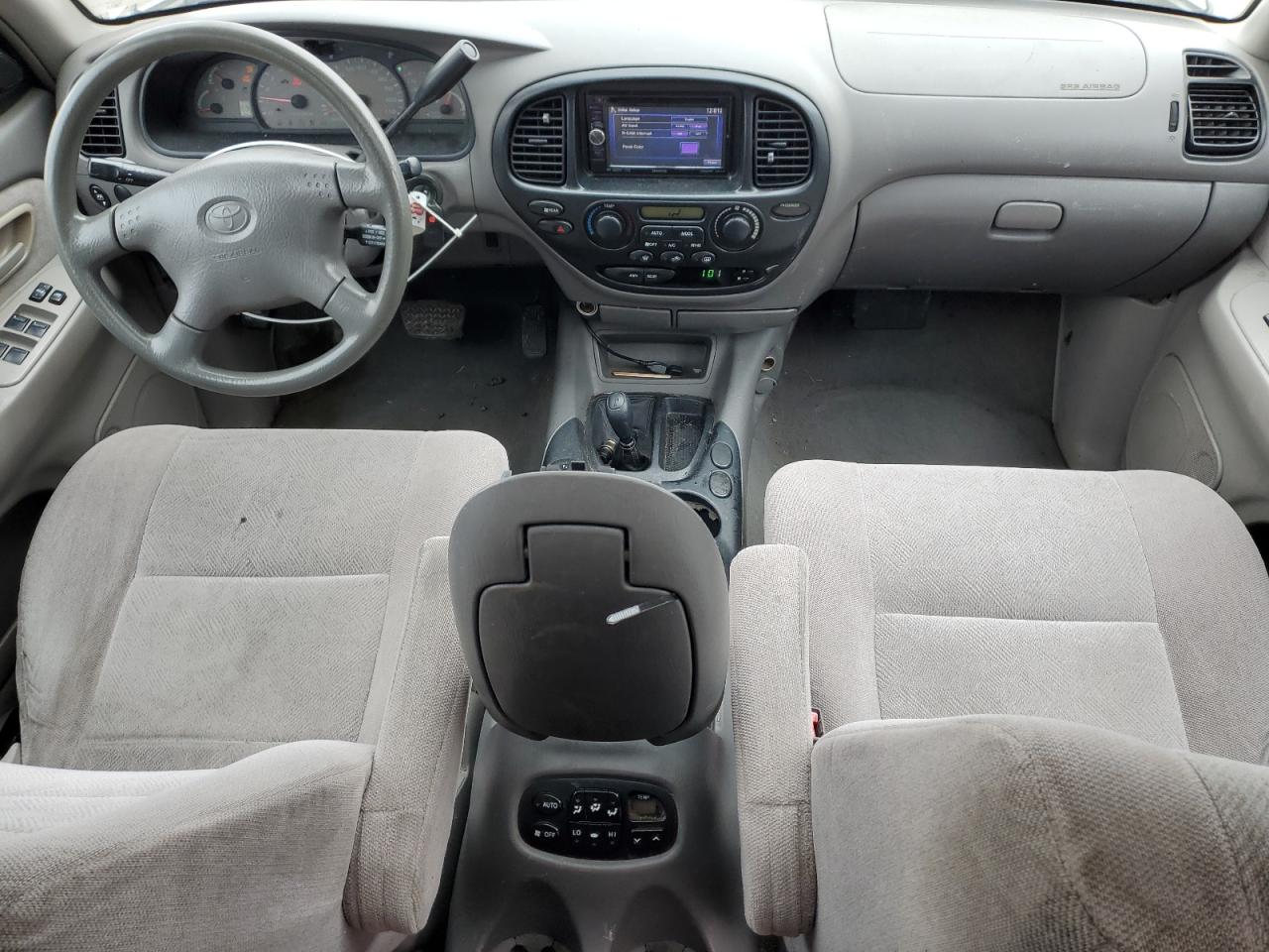 2001 Toyota Sequoia - Image 8