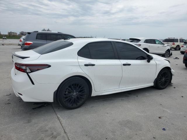  TOYOTA CAMRY 2022 Белы