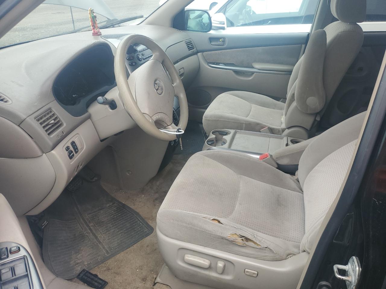2008 Toyota Sienna - Image 7