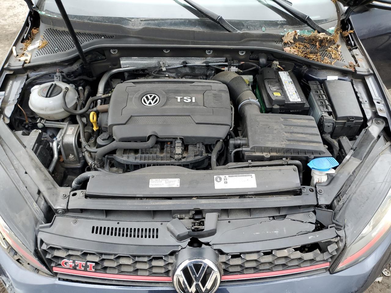 2017 Volkswagen GTI - Image 12