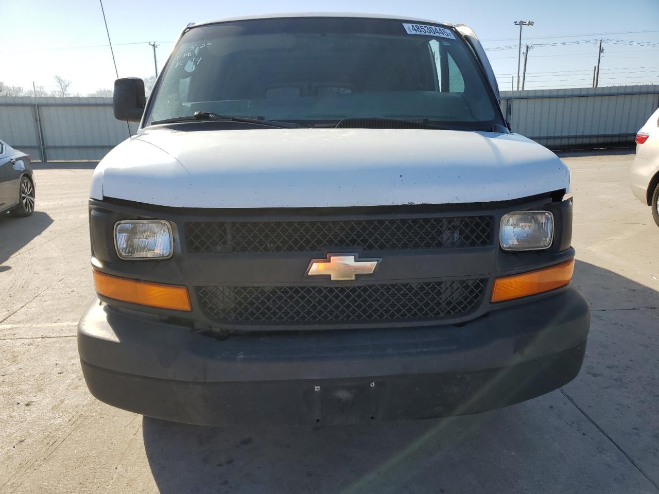 2006 Chevrolet Express - Image 5