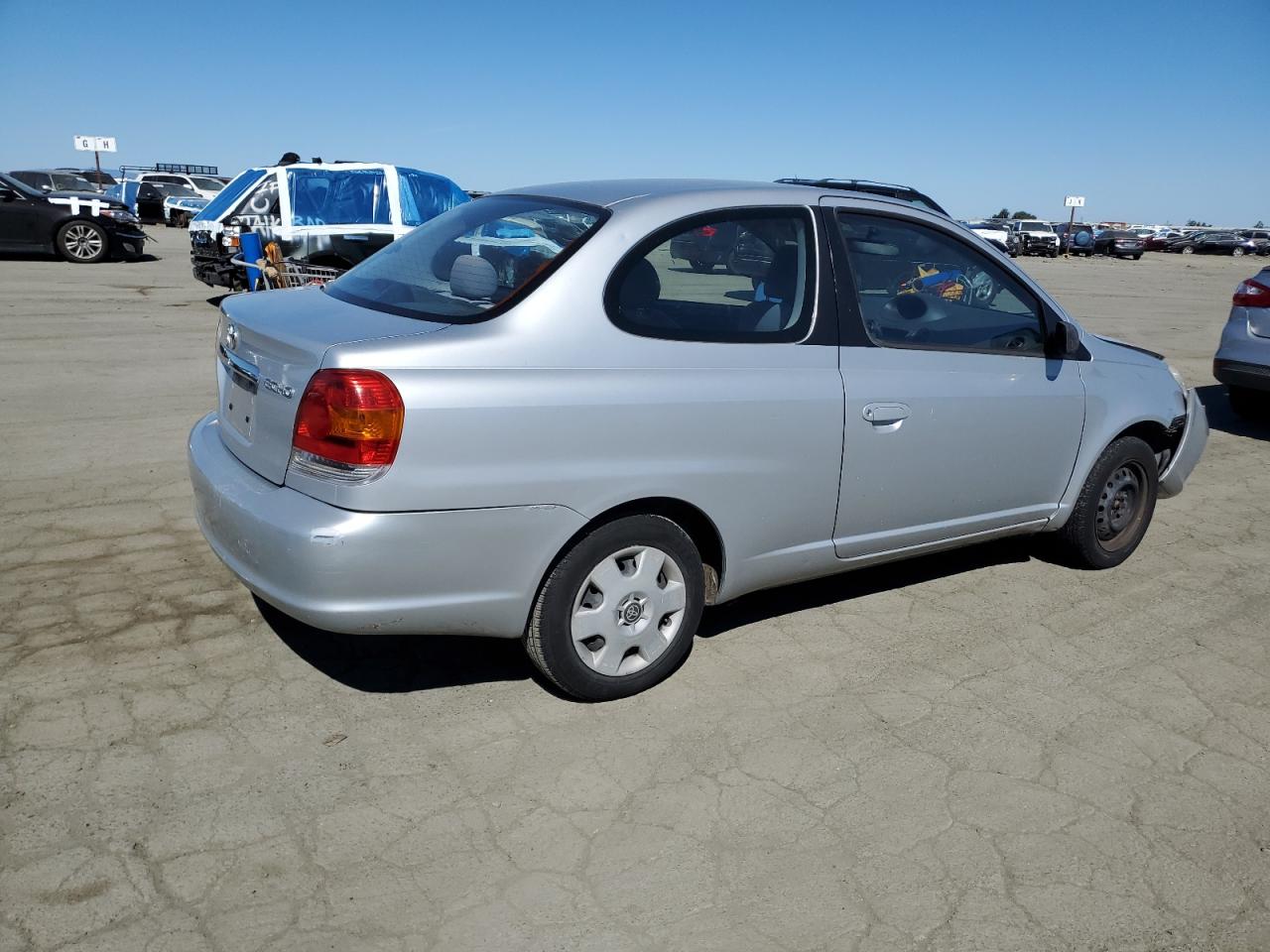 2003 Toyota Echo - Image 3