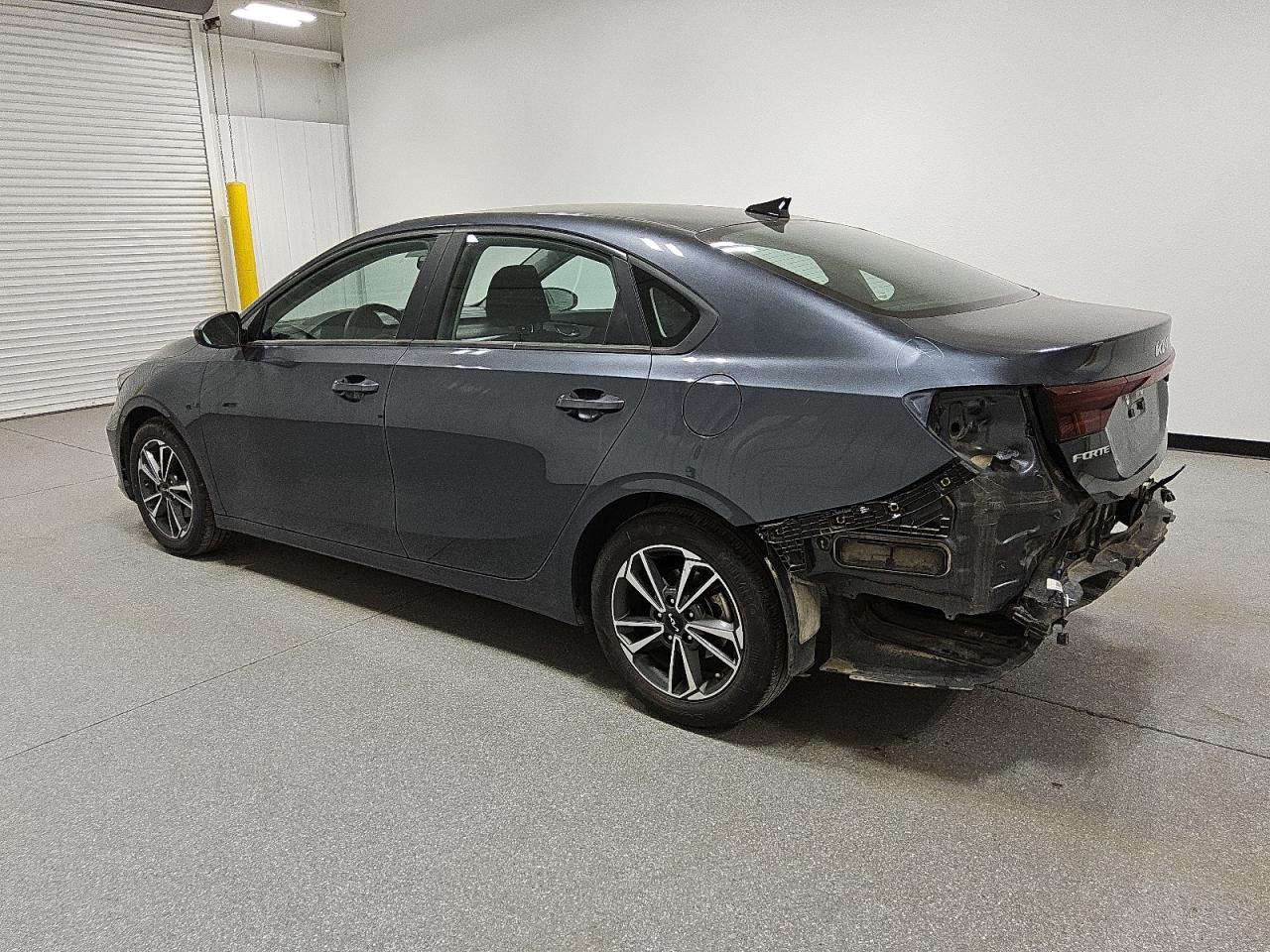 2023 Kia Forte - Image 2