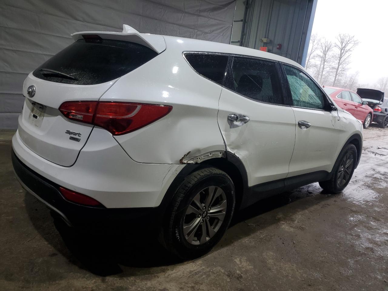 2016 Hyundai Santa Fe - Image 3