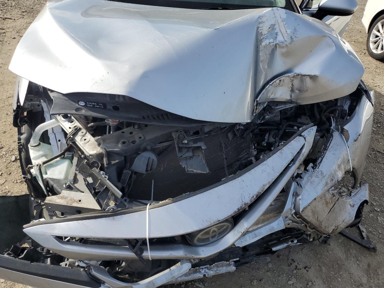 2018 Toyota Camry - Image 12